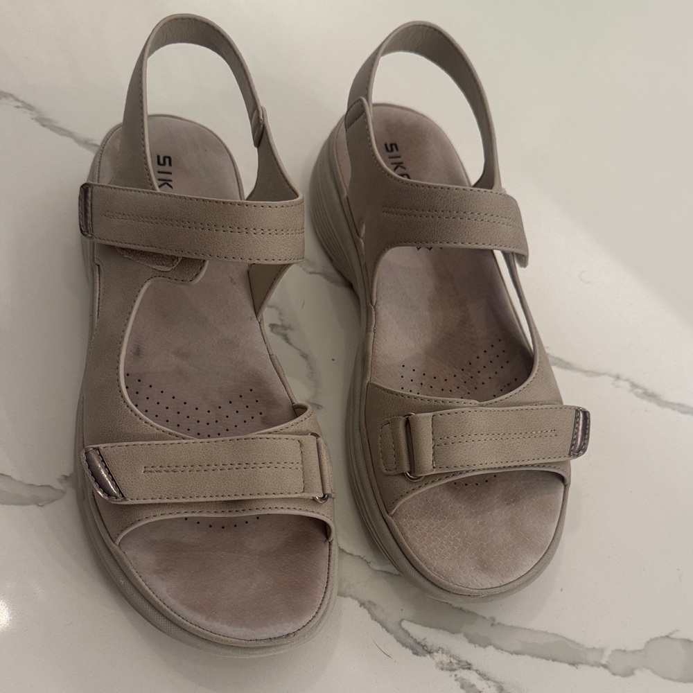 Siketu Adjustable Taupe Slingback Women's Sandals with Cushioned Footbed Size 41